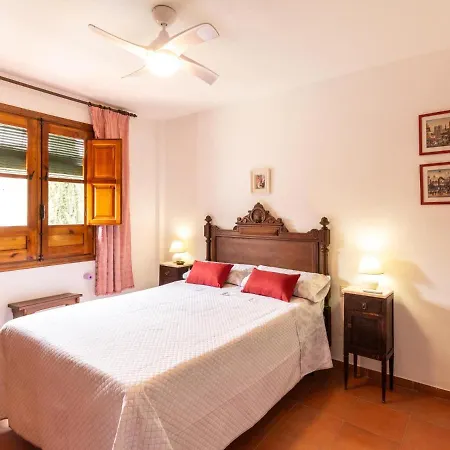 Holiday home Casa Cipreses *