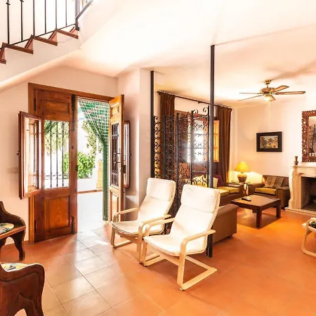 Casa Cipreses Melegis