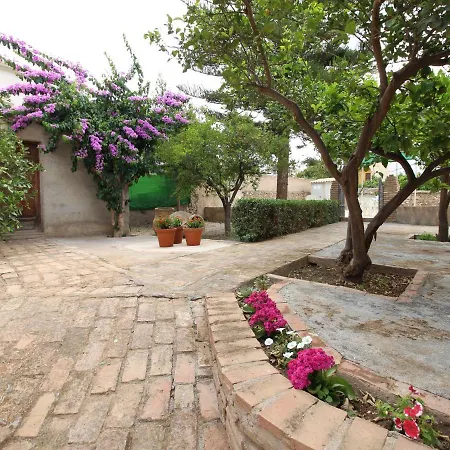 Holiday home Casa Cipreses Melegis